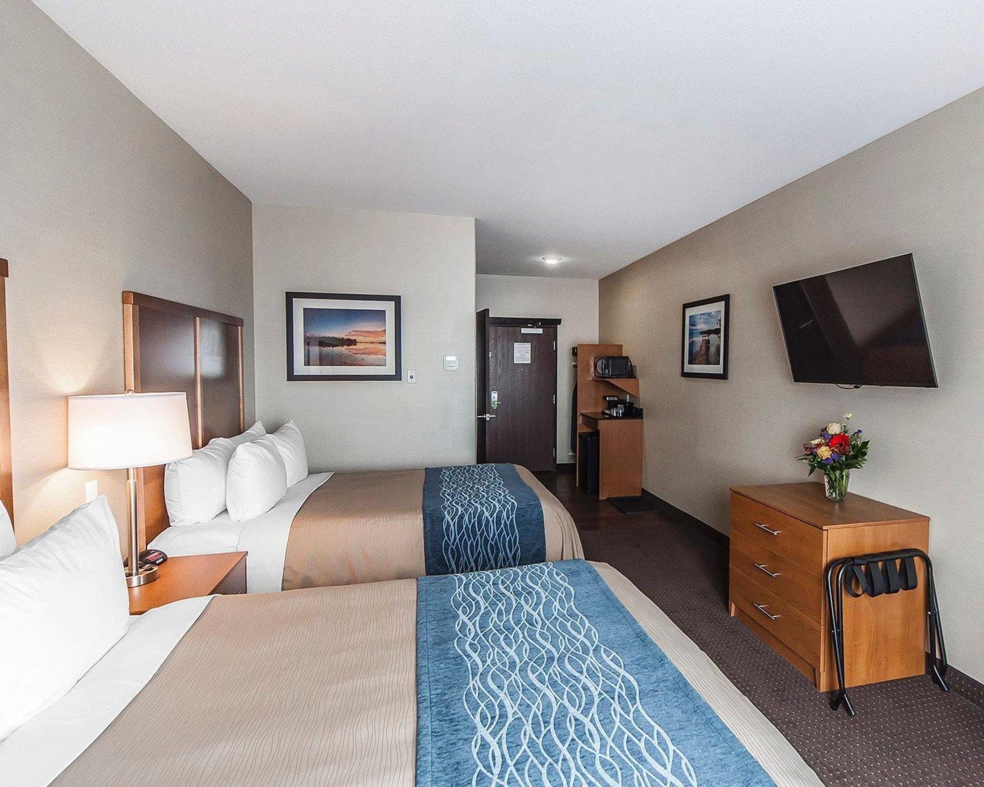 Comfort Inn & Suites Bonnyville Exterior foto