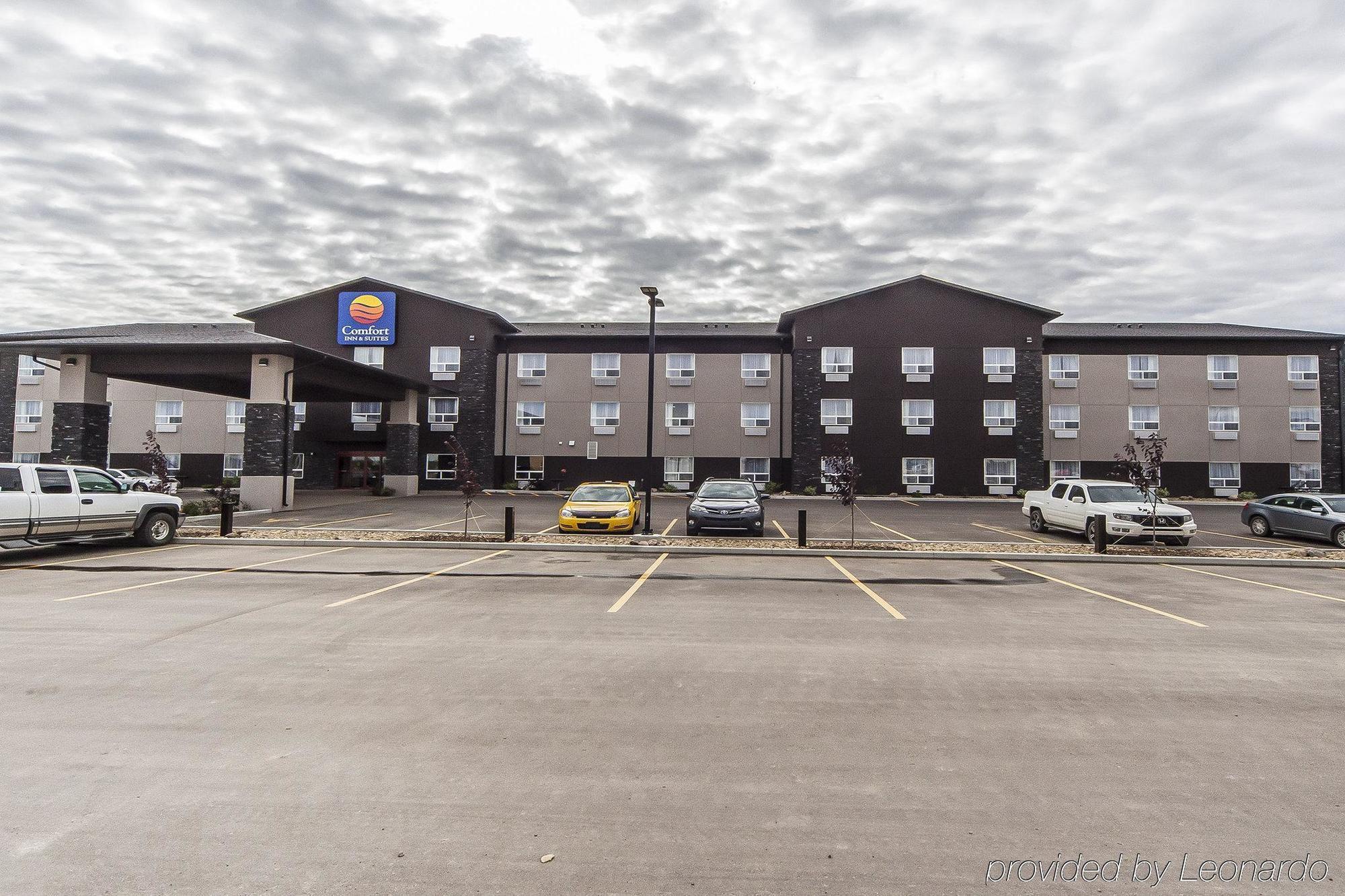 Comfort Inn & Suites Bonnyville Exterior foto