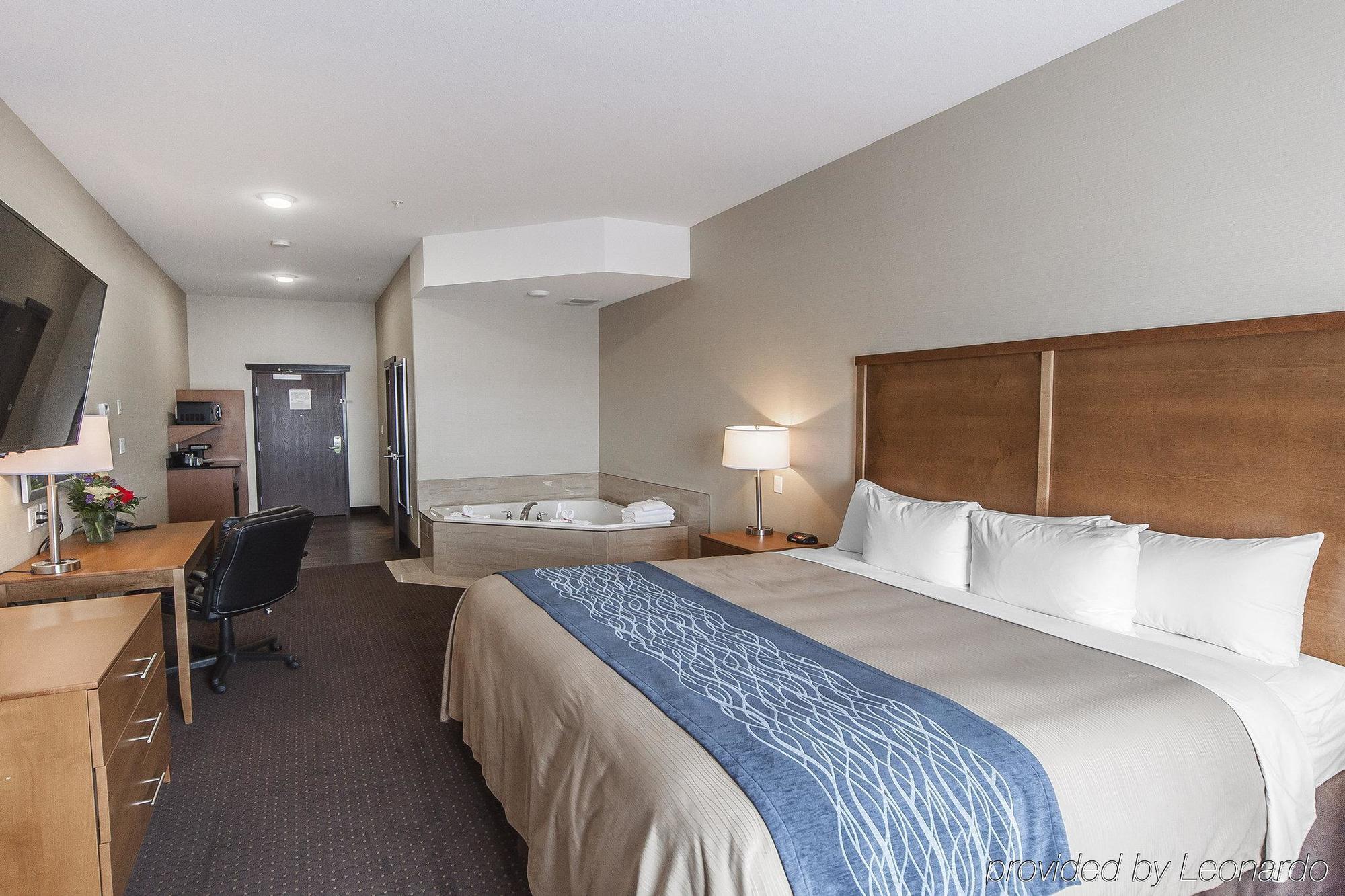 Comfort Inn & Suites Bonnyville Exterior foto